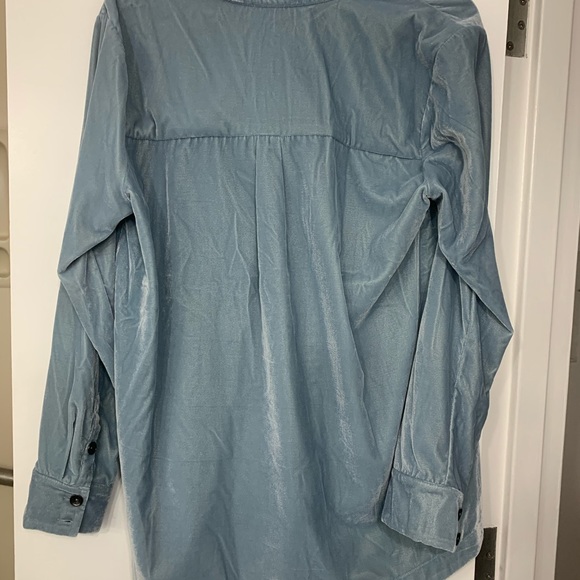 Slate or light blue velvet tunic by Soft Surroundings large - Picture 3 of 3